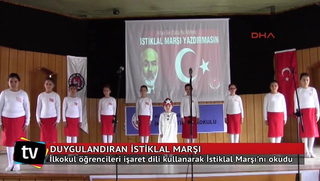 İlkokul öğrencilerinden işaret diliyle İstiklal Marşı