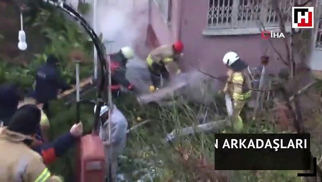 İtfaiye eri çatıdan beton zemine düştü
