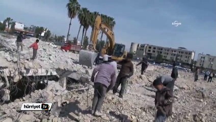 Molozlarından çıkan hurdalar Suriyeli çocukların ekmek kapısı oldu