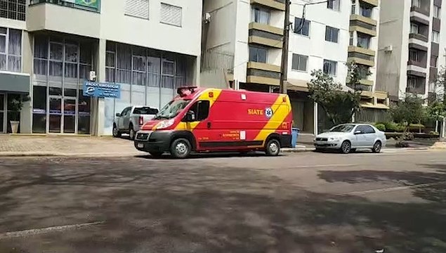 Idosa cai dentro de casa, fere a cabeça e precisa de socorro do Siate, no Centro