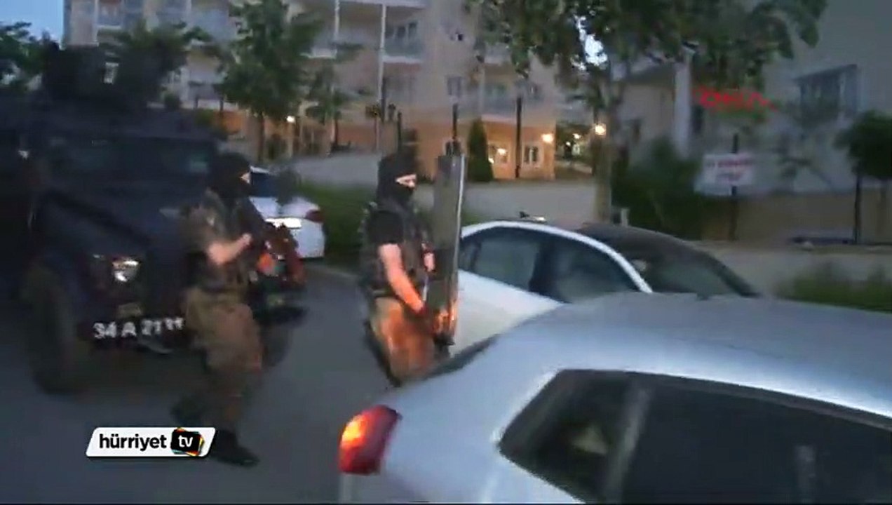 İstanbul’da şafak operasyonu