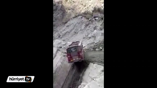 Otobüs uçuruma yuvarlandı