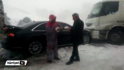 Selimpaşa TEM Otoyolu'nda zincirleme kaza