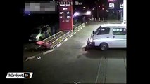 Kontrolden çıkan otomobil benzin istasyonuna böyle daldı