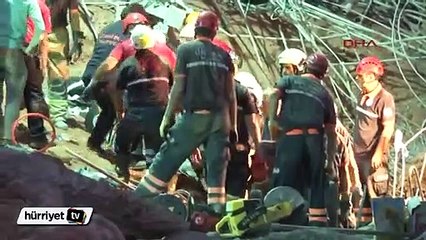 Viyadük inşaatında iskele çöktü