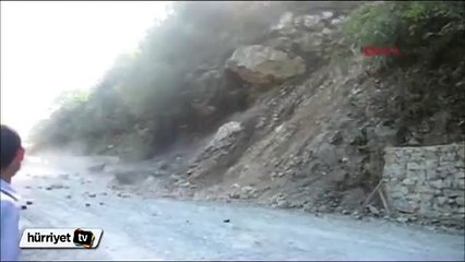 Rize heyelan anı saniye saniye görüntülendi