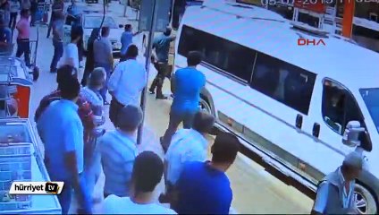 Minibüs şoförlerinin yolcu kavgası