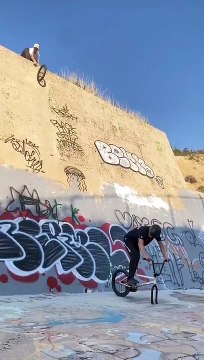 Caption this cycling | cyclinglife | bike mtb bikelife | cyclingphotos | roadbike cyclist | ciclismo bicycle mountainbike