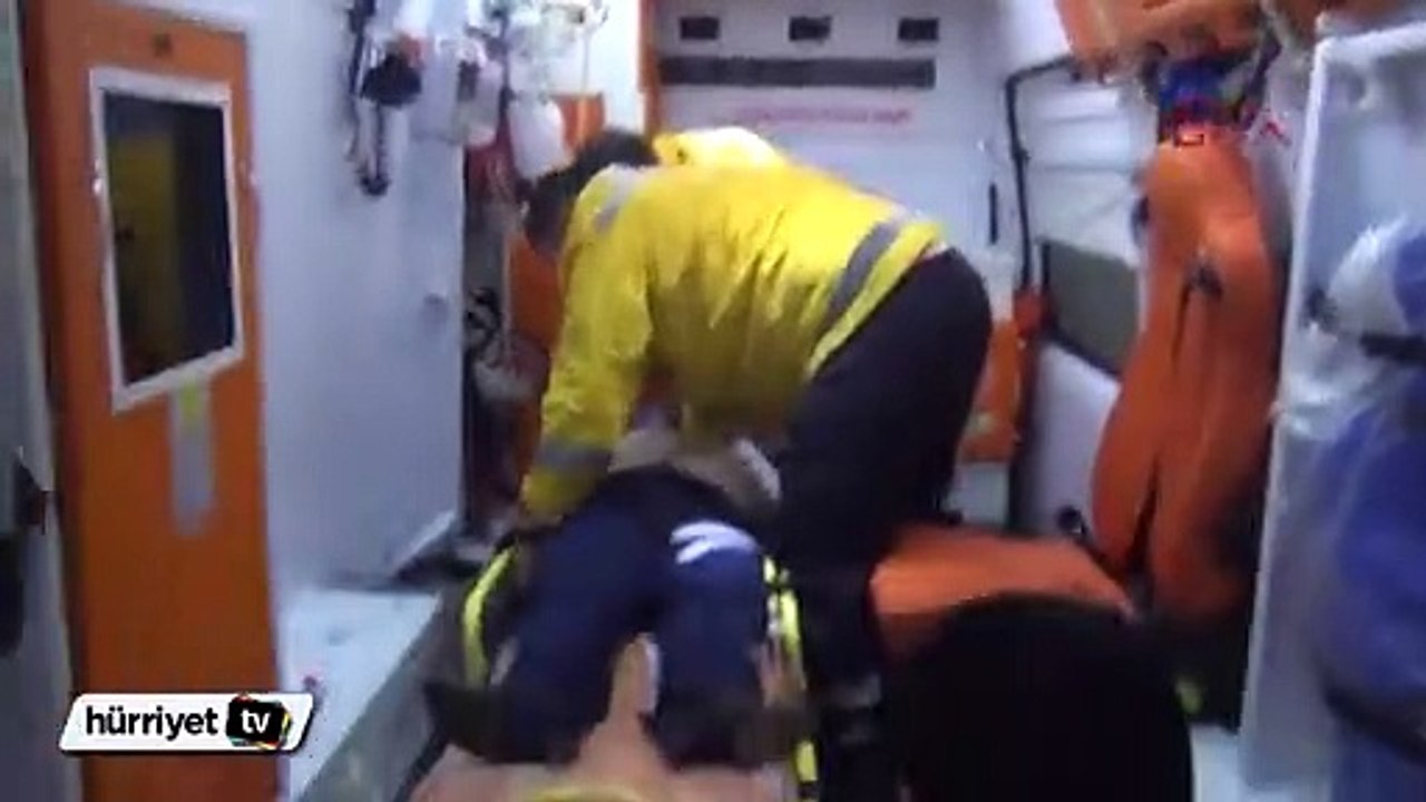 Kayan otomobilin altında kaldılar: 1 ölü, 1 yaralı