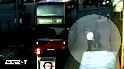 İngiltere'de otobüs şoförü ile yolcunun kavgası