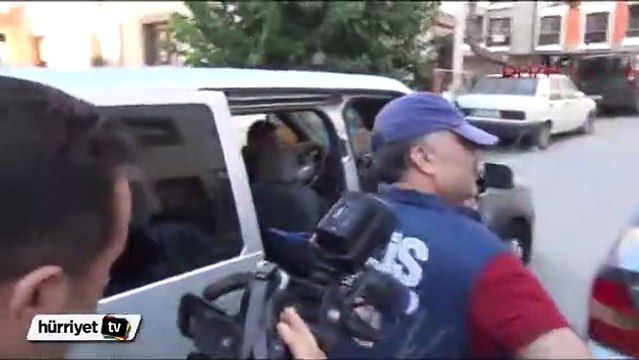 İzmir'de yasa dışı dinleme operasyonu