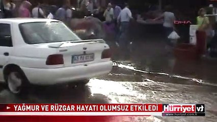 SALİHLİ'DE YAĞMUR VE RÜZGAR HAYATI OLUMSUZ ETKİLEDİ