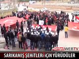 ÖĞRENCİLER SARIKAMIŞ ŞEHİTLERİ İÇİN YÜRÜDÜ