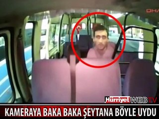 KAMERAYA BAKA BAKA ÇALDI