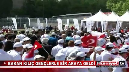 BAKAN KILIÇ, ANITTEPE'DE GENÇLERLE BULUŞTU