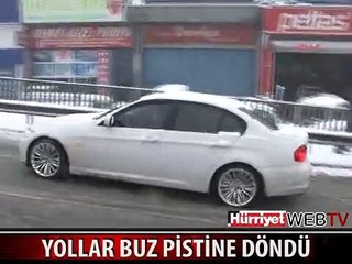 YOLLAR BUZ PİSTİNE DÖNDÜ