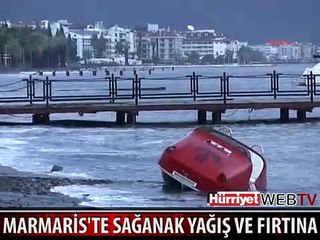 MARMARİS'TE ŞİDDETLİ FIRTINA