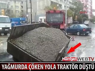YOZGAT'TA YAĞMURDAN ÇÖKEN YOLA TRAKTÖR DÜŞTÜ