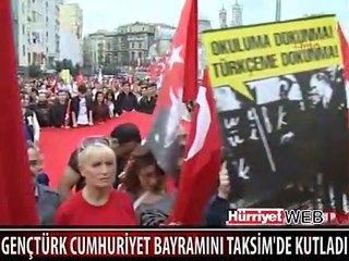 GENÇTÜRK, CUMHURİYET BAYRAMINI TAKSİM'DE KUTLADI