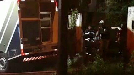 Corpo é encontrado carbonizado em residência que pegou fogo no Cascavel Velho