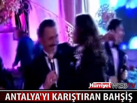 10 BİN DOLAR BAHŞİŞ VERİNCE