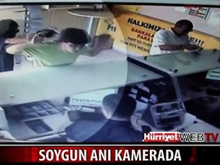 BURSA'DA SOYGUN ANI GÜVENLİK KAMERASINDA