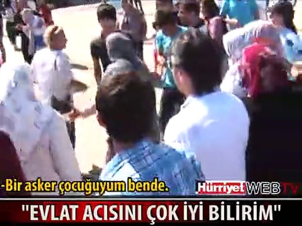 TRABZON'DA ŞEHİT CENAZESİNDE LİNÇ EDİLMEK İSTENEN KADIN KONUŞTU