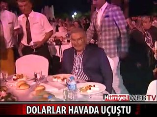 DENİZ BAYKAL'IN KATILDIĞI DÜĞÜNDE DOLAR YAĞMURU