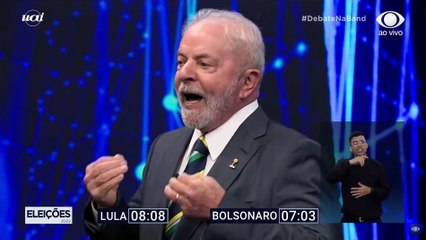 Bolsonaro chama Lula de mentiroso, que reage: “Rei da fake news”