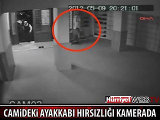 NAMAZ KILIYORMUŞ GİBİ YAPARAK AYAKKABI ÇALDI