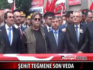 ŞEHİT TEĞMENİ BİNLERCE KİŞİ UĞURLADI