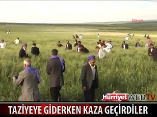 KAZA YAPAN ARAÇTAN YARALILAR TARLAYA SAVRULDU