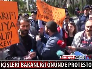 İÇİŞLERİ BAKANLIĞI ÖNÜNDE "TAKLA" PROTESTOSU