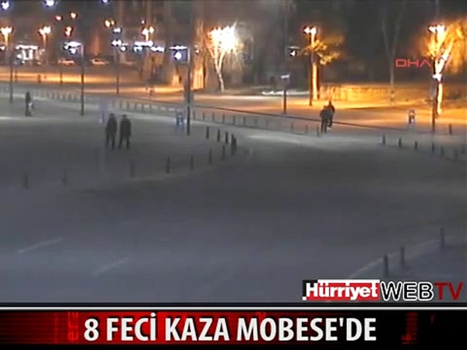 SİVAS'TA 8 FECİ KAZA MOBESE'DE