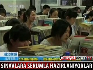 ÇİN'DE ÖĞRENCİLER SINAVLARA SERUMLA HAZIRLANIYOR