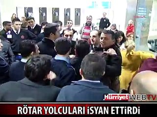 HAVAALANINDA KALAN YOLCULAR İSYAN ETTİ