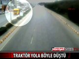 KOCA TRAKTÖR TIR'IN KASASINDAN BÖYLE DÜŞTÜ