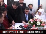 DEPREMZEDELERE KONTEYNER KENTTE NİKAH KIYILDI