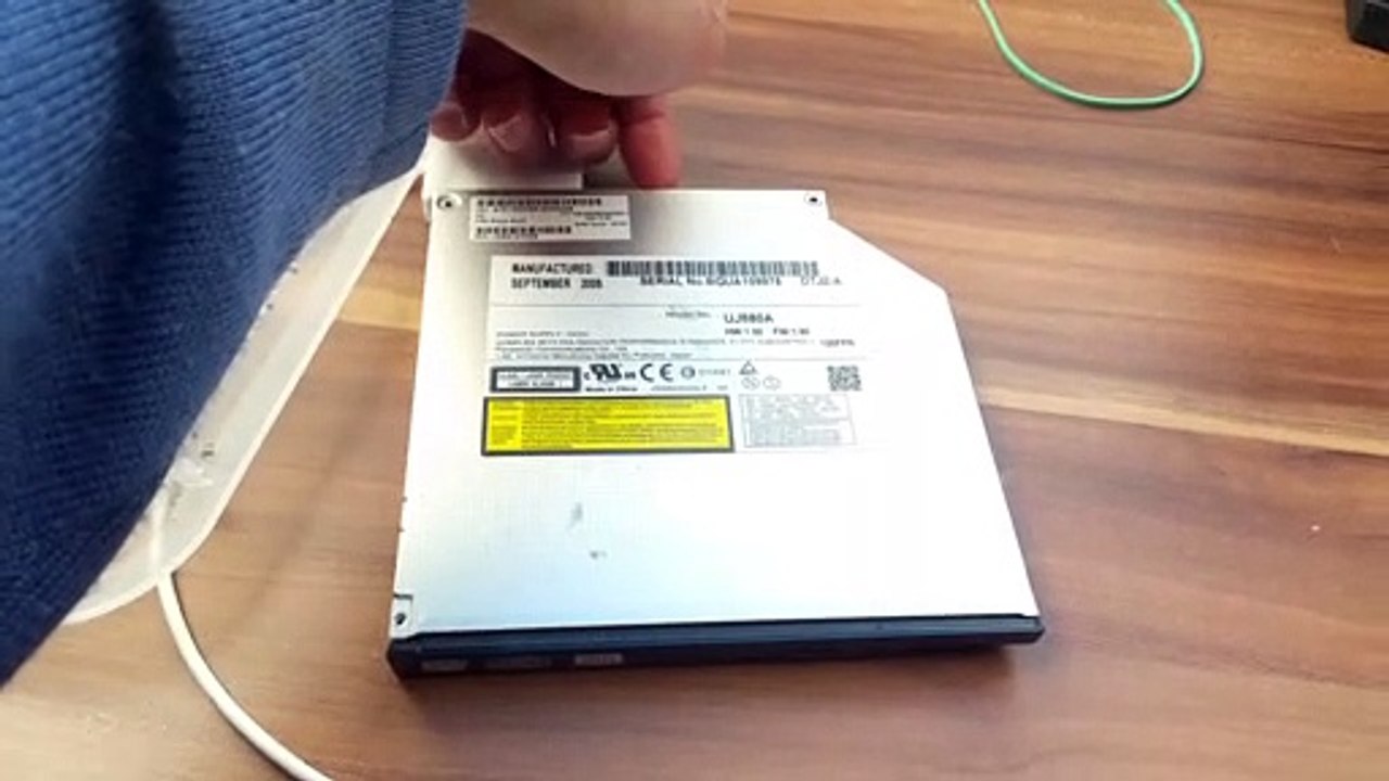 Laufwerk öffnen (Teil 2)