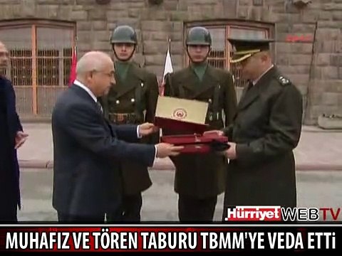 BİR DEVİR KAPANDI, ASKER MECLİS'TEN ÇEKİLDİ