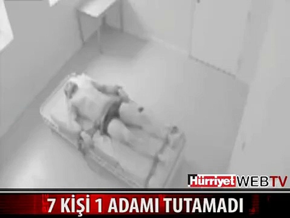 BİR MAHKUMU TUTAMADILAR