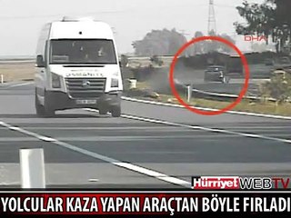 ARACIN İÇİNDEKİLER BÖYLE YOLA FIRLADI