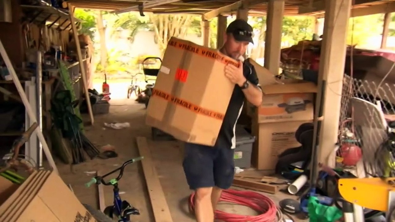 Queensland's buy-back scheme for flood affected houses has now signed contracts with 34 home owners