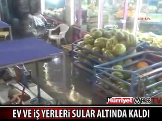 AFYONKARAHİSAR'DA EV VE İŞYERLERİ SULAR ALTINDA