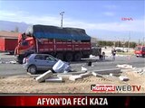 FECİ KAZA SONRASI ORTALIK SAVAŞ ALANINA DÖNDÜ