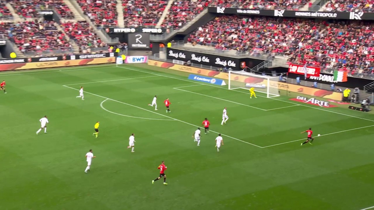 Rennes v Lyon