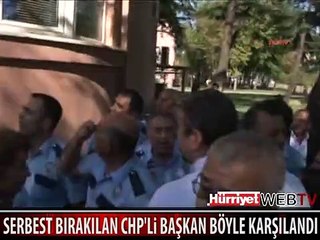 SERBEST BIRAKILAN BAŞKAN BÖYLE KARŞILANDI