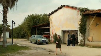 TA 452 Zuleyha ( Tierra Amarga ) Español Temporada 4