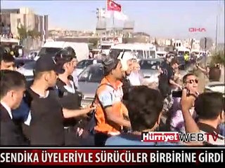 SENDİKA ÜYELERİNE E-5'İ KAPATTI