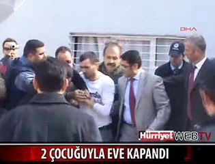 KENDİSİNİ 2 ÇOCUĞUYLA EVE KİLİTLEDİ